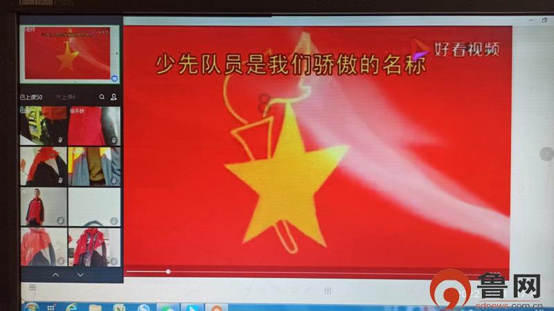 巧虎踢足球